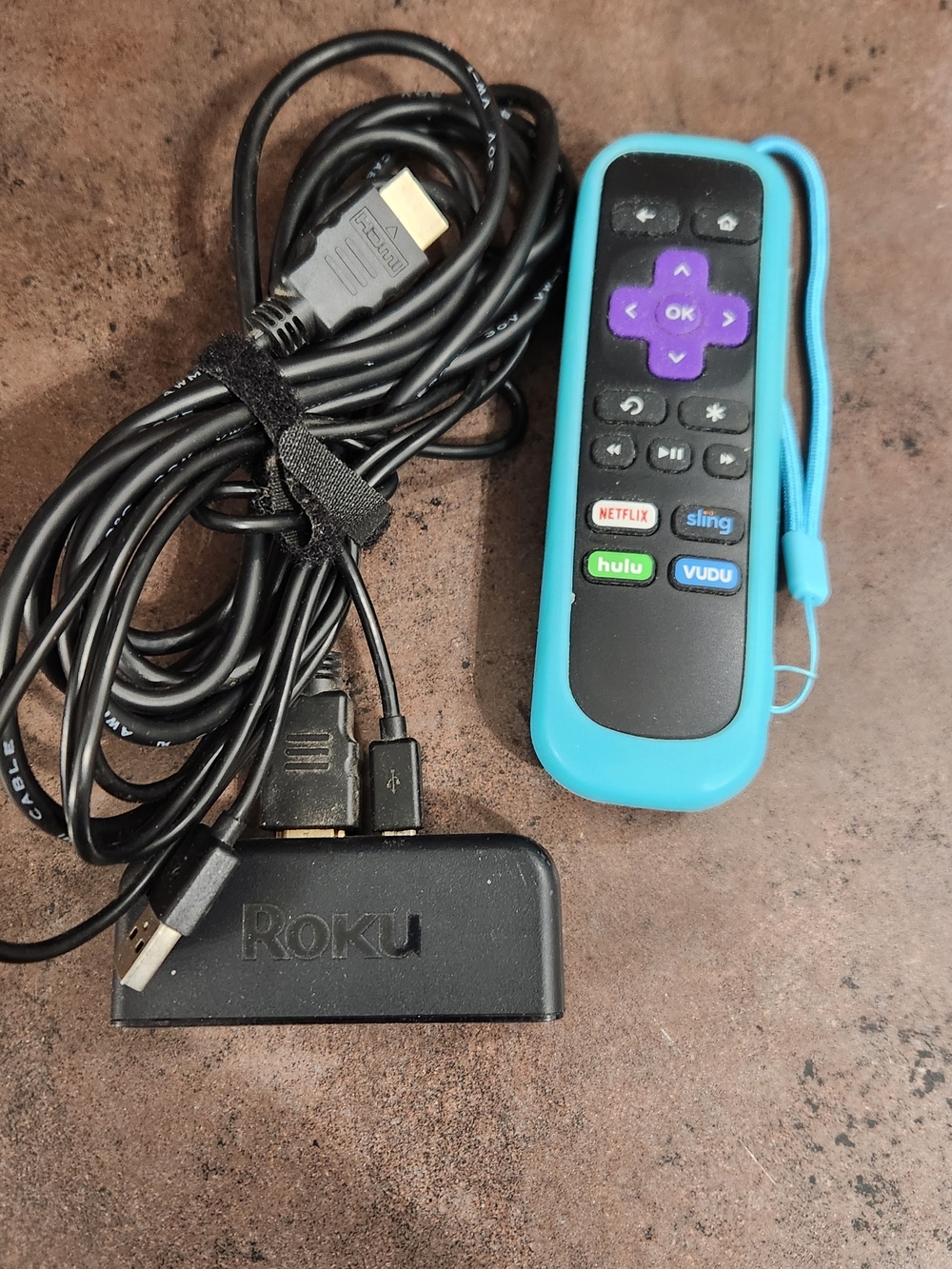 Roku Express 3900X Black HDMI Streaming Device/Remote w/Glow in the Dark Cover